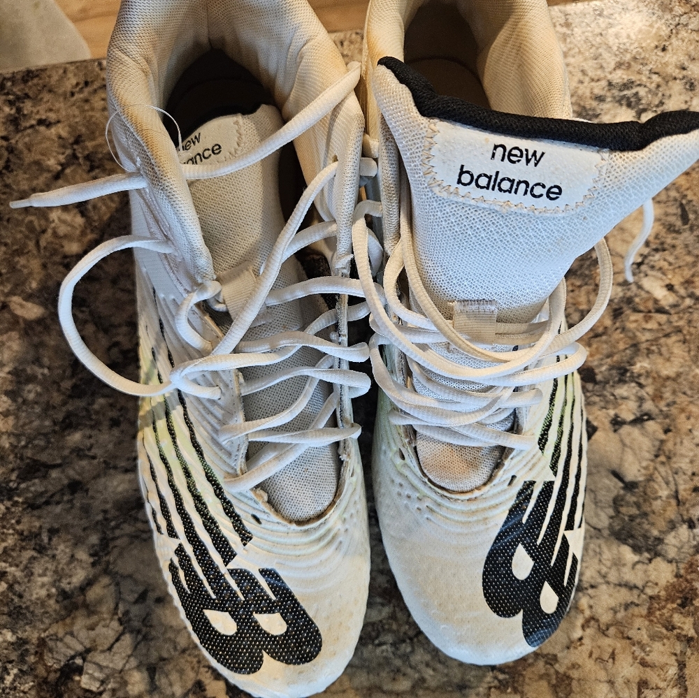 New balance Softball cleats